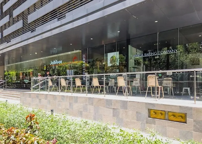 Whole 3br Furnished Townhouse Near It Park With Parking, Fast Wifi, Netflix And Holiday home