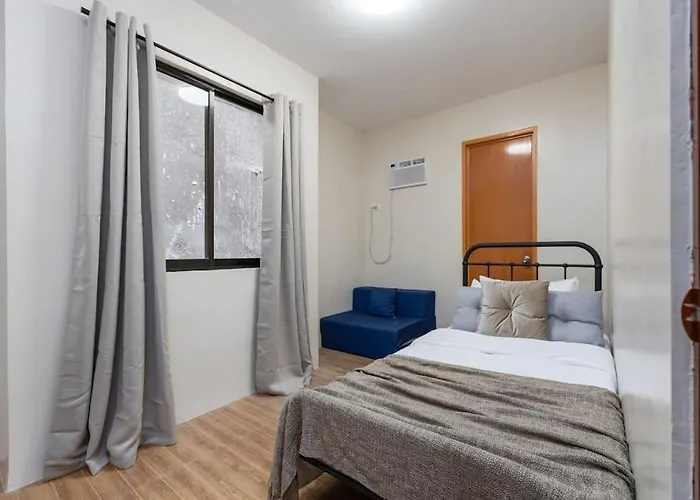 Whole 3br Furnished Townhouse Near It Park With Parking, Fast Wifi, Netflix And Holiday home