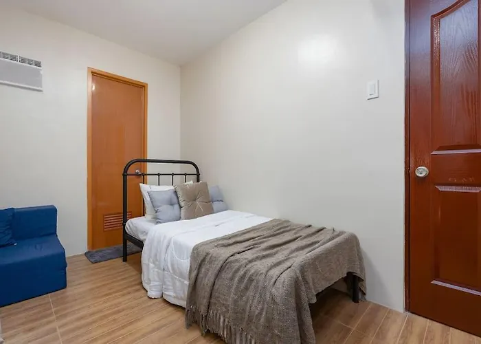 Holiday home Whole 3br Furnished Townhouse Near It Park With Parking, Fast Wifi, Netflix And Cebu